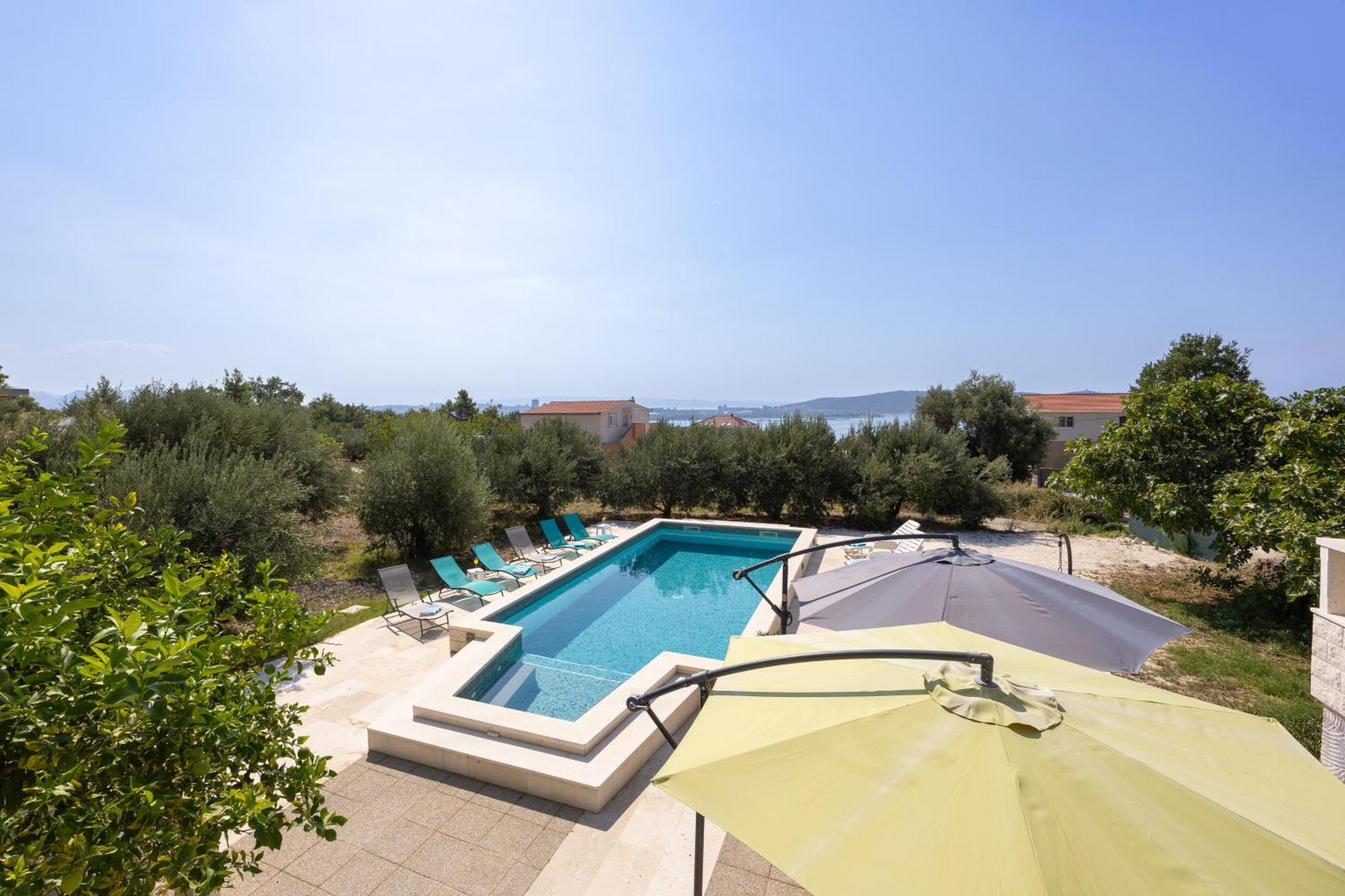 Casa Felice Apartments-Holiday Home Kaštela Εξωτερικό φωτογραφία